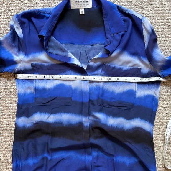 Anthropologie Cloth & Stone Ombre Blue Women's Blouse Size X Small - Picture 5 of 6